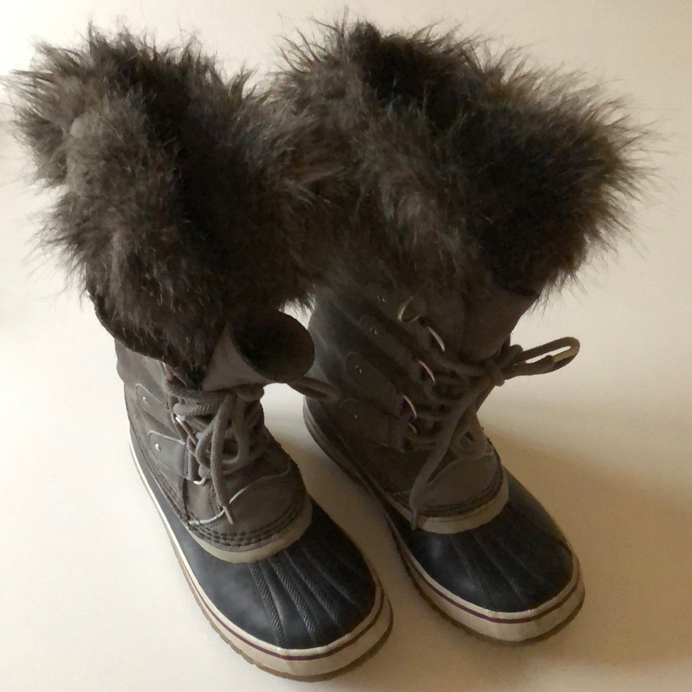 SOREL Joan of Arctic Boot-Quarry/Black